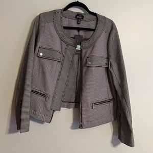 NWT Jones New York Jacket Large Black and White